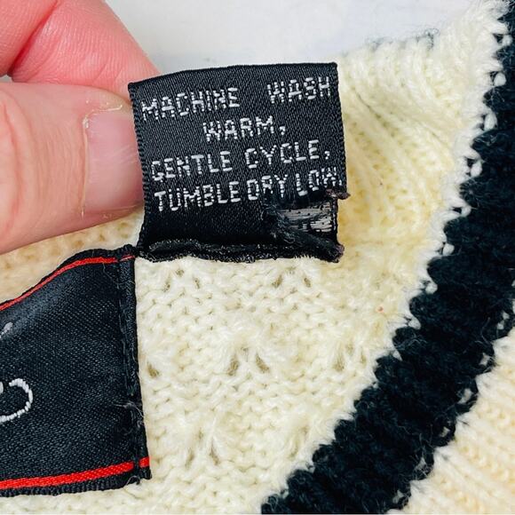 Rainbow Ridge Vintage 80s 90s Cream Black Sweater Medium - Picture 8 of 8